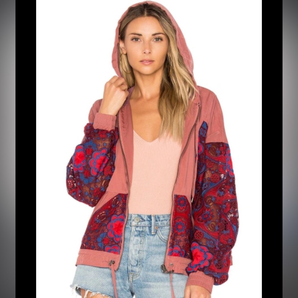 FREE PEOPLE MAGPIE OVERSIZE LACEY JACKET IN ROSE SIZE SMALL
